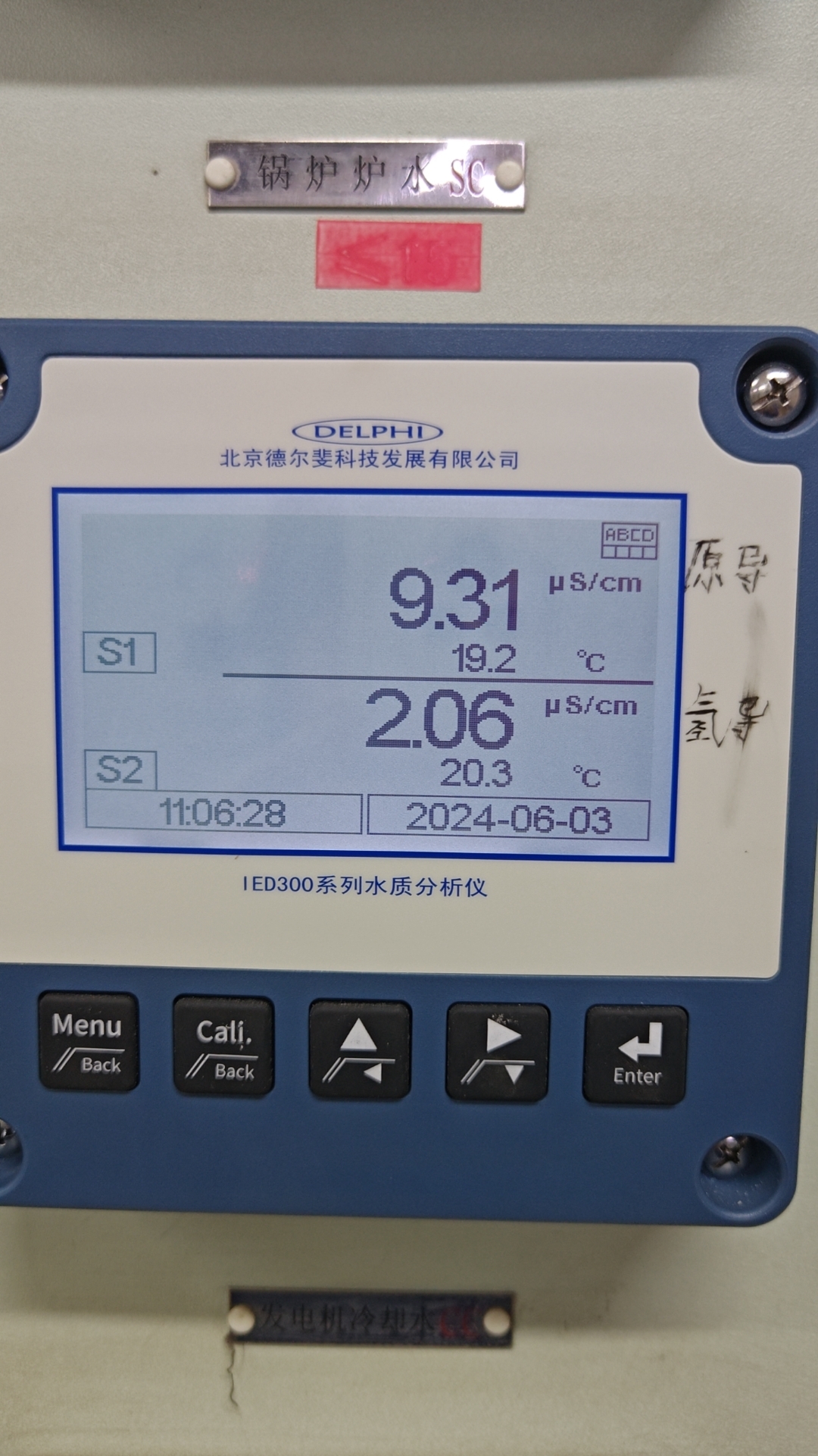 ccb44f2cbcf914ecc69867f663ec915.jpg